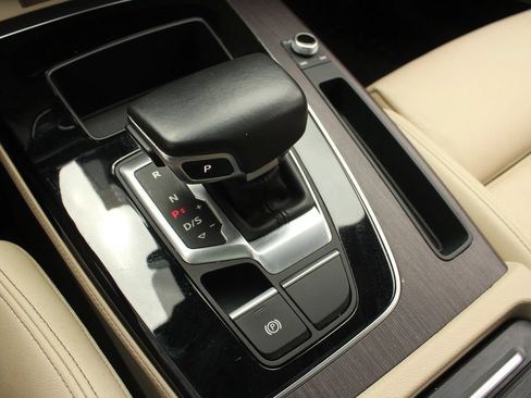Used 2021 Audi Q5 2.0T Premium Plus AWD/4WD image 35