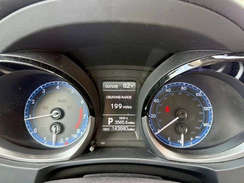 Used 2014 Toyota Corolla S FWD image 18