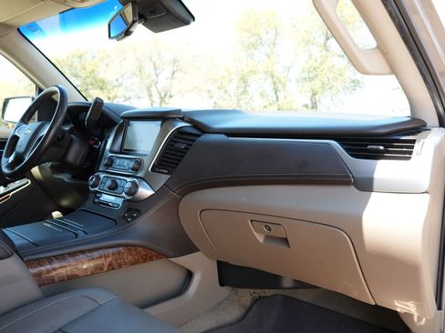 Used 2018 Chevrolet Tahoe Premier w/ Max Trailering Package RWD image 25