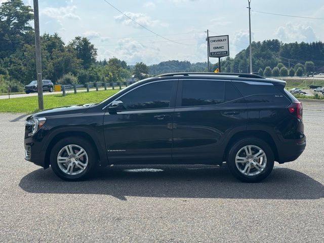Certified 2024 GMC Terrain SLE w/ Driver Convenience Package AWD/4WD image 4