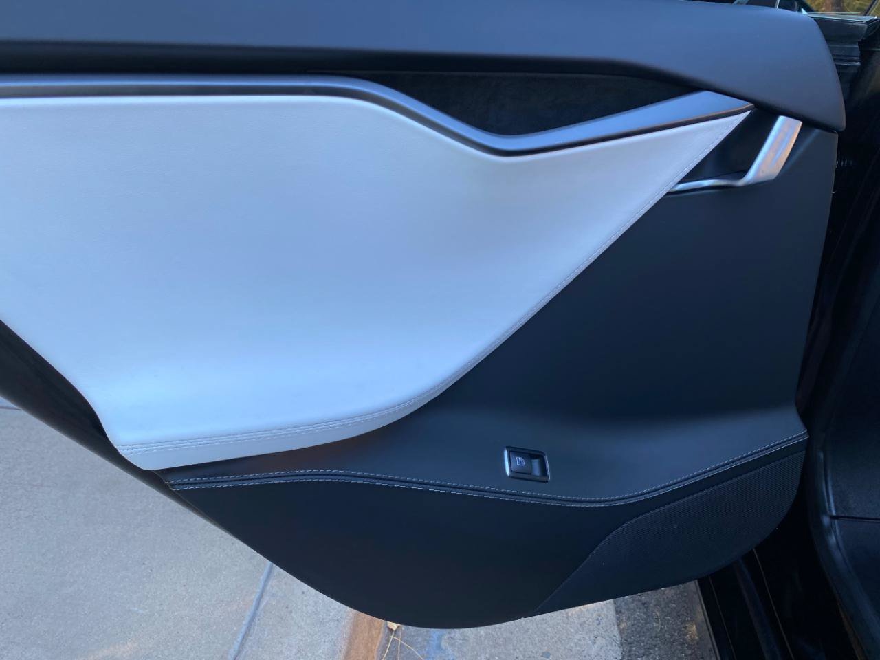 Used 2021 Tesla Model S Performance AWD/4WD image 35