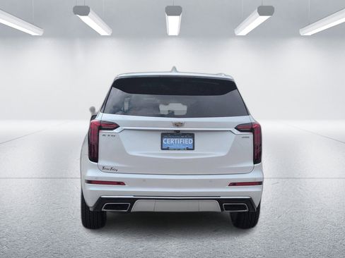 Certified 2023 Cadillac XT6 Premium Luxury w/ Technology Package image 4