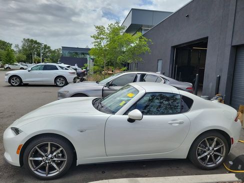 Used 2022 MAZDA MX-5 Miata RF Grand Touring image 6