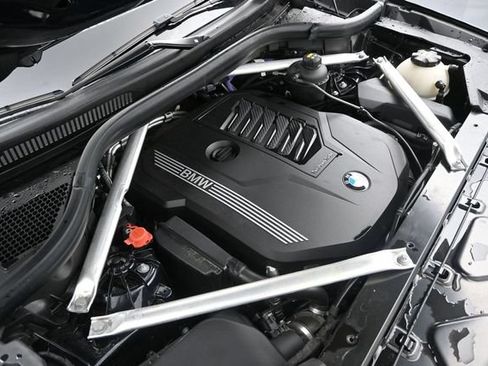 Used 2022 BMW X5 xDrive40i w/ M Sport Package AWD/4WD image 27