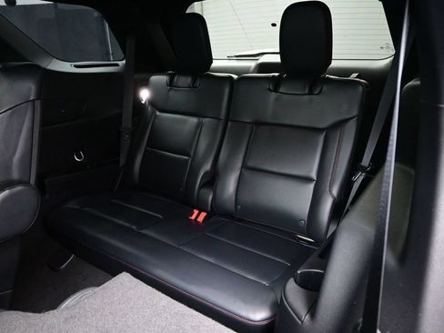 Used 2025 Ford Explorer ST-Line w/ Premium Package AWD/4WD image 27