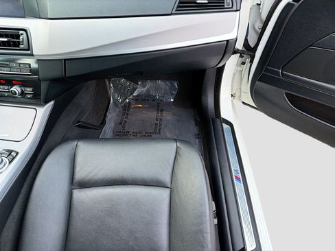 Used 2013 BMW 535i Sedan RWD image 17