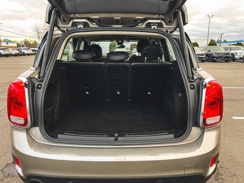 Used 2019 MINI Cooper Countryman SE w/ Driver Assistance Package image 9