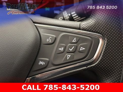 Used 2023 Chevrolet Malibu LT image 11