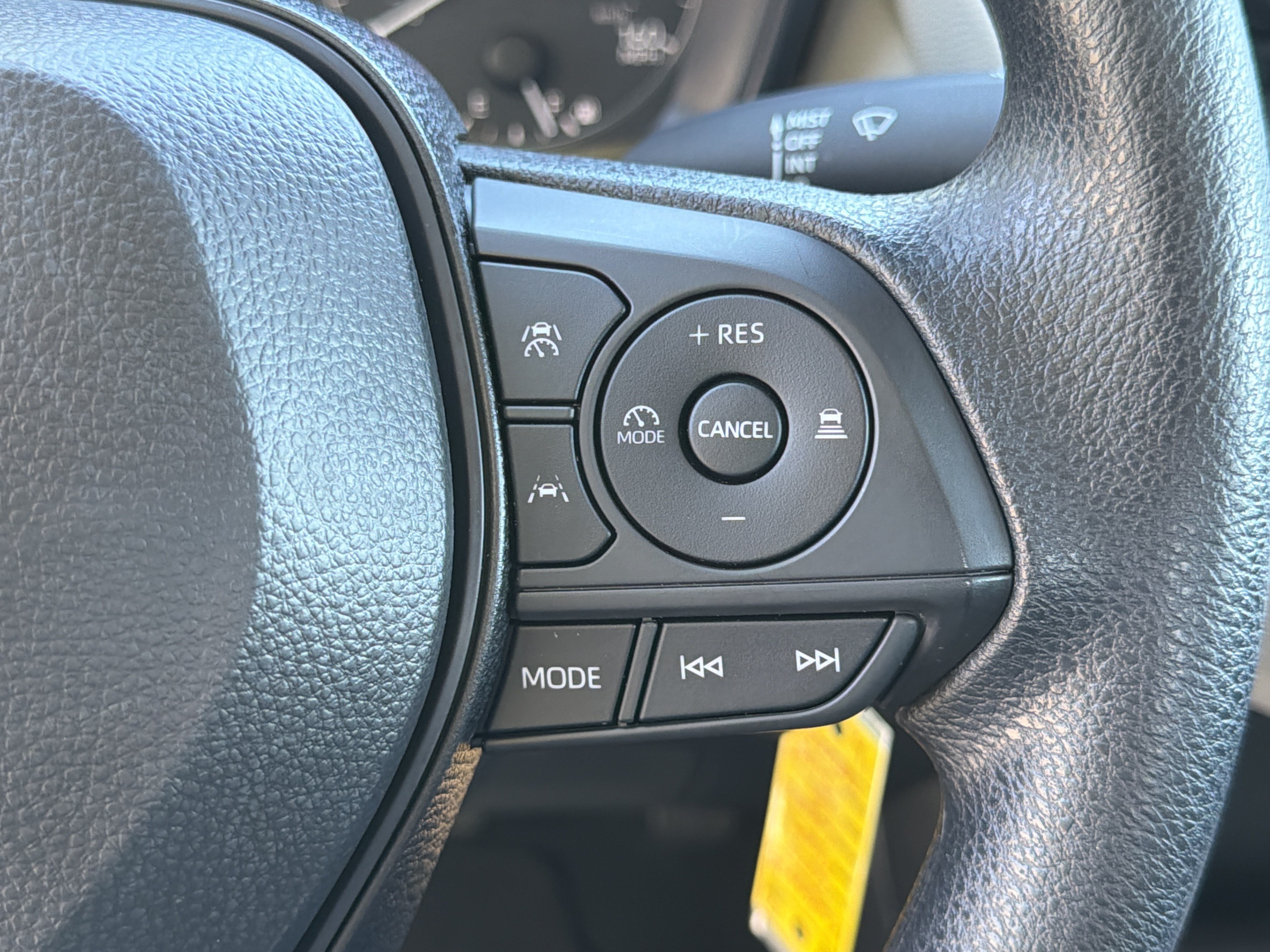 Used 2024 Toyota Corolla LE FWD image 21