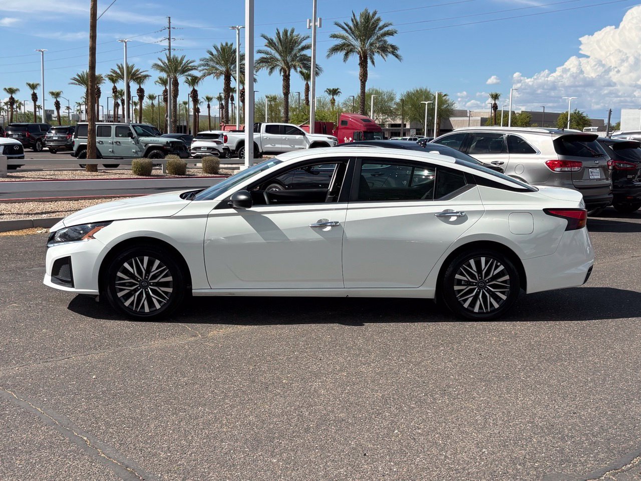 Certified 2025 Nissan Altima 2.5 SV AWD/4WD image 3