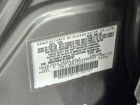 Used 2025 Nissan Kicks S FWD image 12