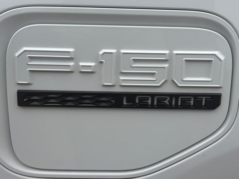 Used 2022 Ford F150 Lightning Lariat w/ Equipment Group 511A High AWD/4WD image 32