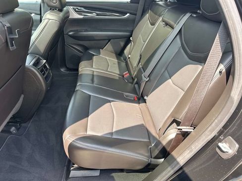Used 2023 Cadillac XT5 Premium Luxury AWD/4WD image 11