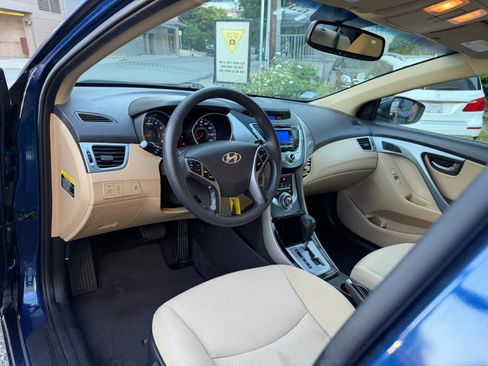 Used 2013 Hyundai Elantra GLS w/ Preferred Pkg FWD image 31