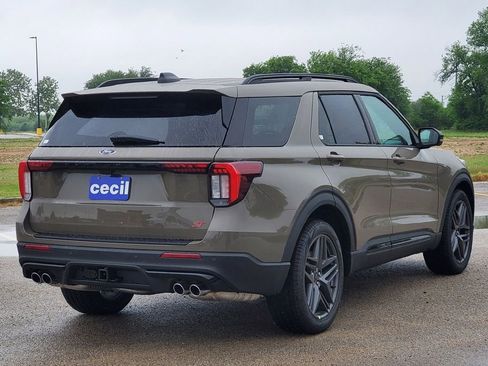 New 2026 Ford Explorer ST w/ Sun And Sound Package AWD/4WD image 6