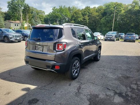 Used 2016 Jeep Renegade Limited image 6