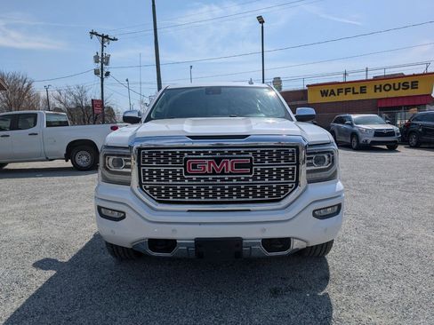 Used 2018 GMC Sierra 1500 Denali image 2