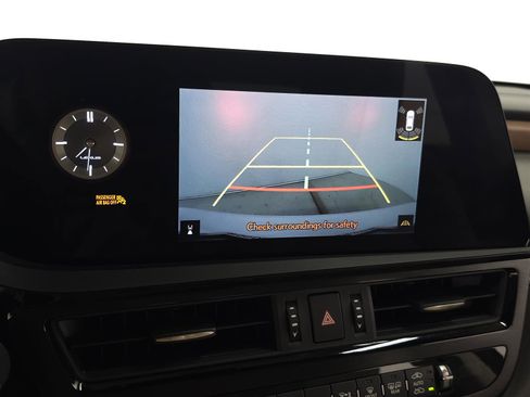 Used 2024 Lexus ES 350 w/ Premium Package FWD image 24