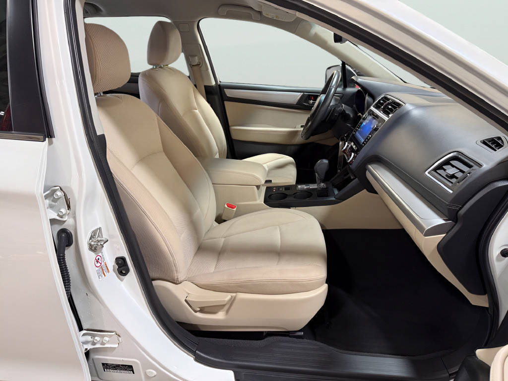 Used 2019 Subaru Outback 2.5i Premium AWD/4WD image 21