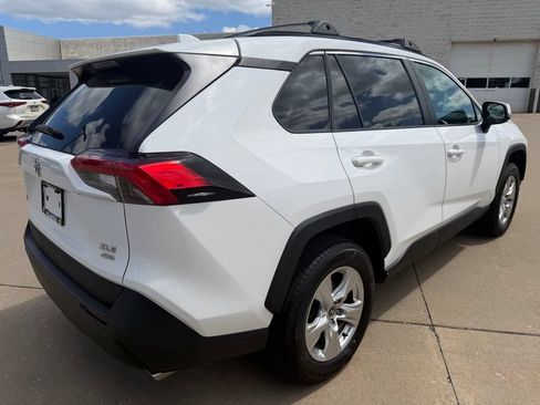 Certified 2021 Toyota RAV4 XLE w/ Convenience Package AWD/4WD image 5