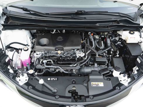 Used 2024 Toyota Sienna Platinum FWD image 49
