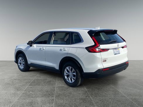Used 2024 Honda CR-V LX image 3