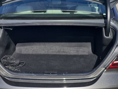 Used 2025 Genesis G70 2.5T RWD image 23