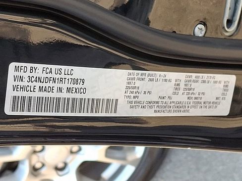 Used 2024 Jeep Compass Latitude w/ Sun and Sound Group image 28