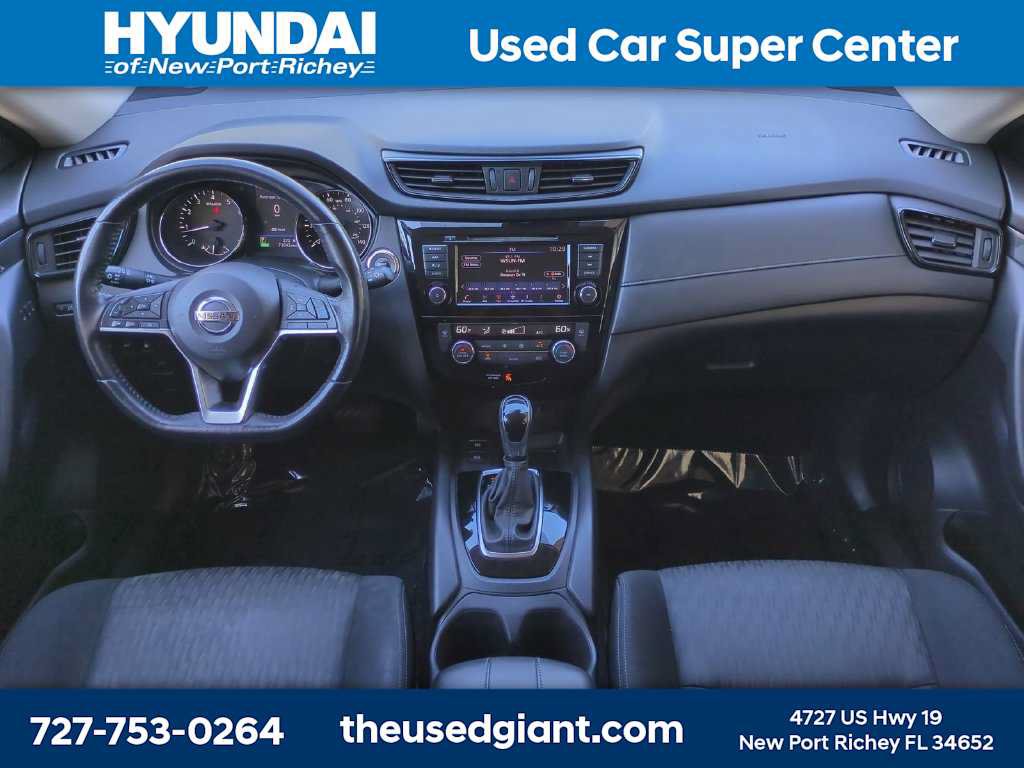 Used 2019 Nissan Rogue SV w/ Premium Package FWD image 16