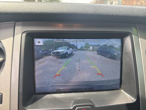 Used 2017 Ford Expedition XLT w/ Equipment Group 202A image 18