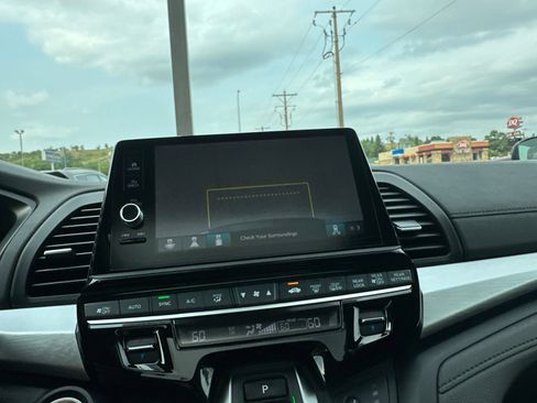 Used 2025 Honda Odyssey EX-L image 67