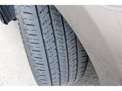 Used 2022 Toyota Camry LE image 27