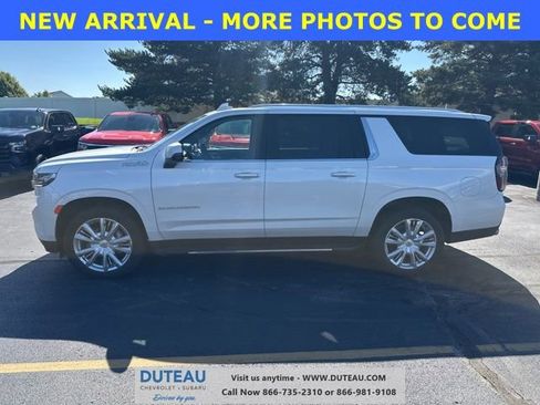 Used 2023 Chevrolet Suburban High Country AWD/4WD image 1