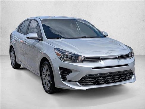 Used 2023 Kia Rio LX FWD image 3
