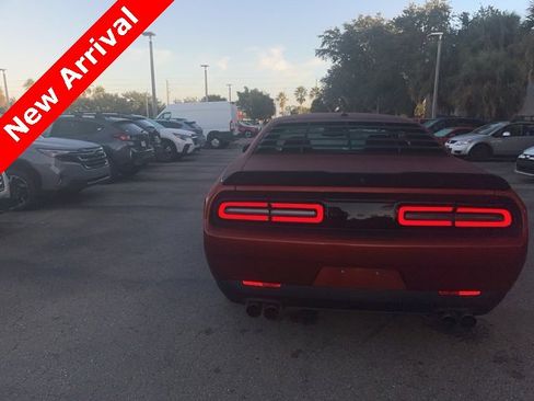 Used 2021 Dodge Challenger SXT w/ Driver Convenience Group image 11