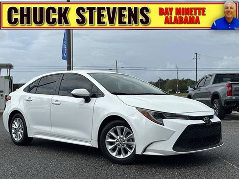 Used 2022 Toyota Corolla LE w/ LE Convenience Package FWD image 1