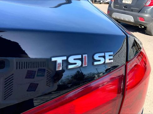 Used 2015 Volkswagen Passat 1.8T SE image 9