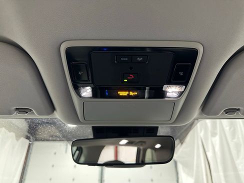 Used 2025 Toyota Grand Highlander AWD image 41