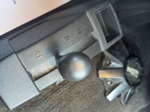 Used 2010 Chevrolet Silverado 1500 W/T w/ LS Package image 19