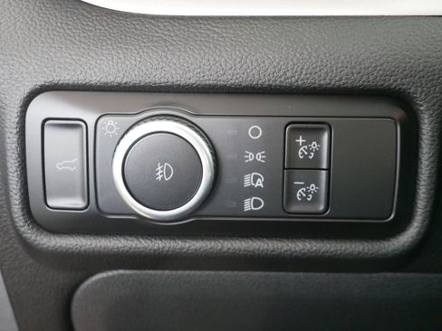 Certified 2023 Ford Explorer XLT w/ Equipment Group 202A AWD/4WD image 16