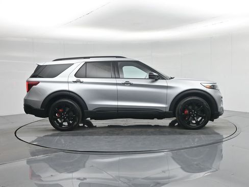 Used 2023 Ford Explorer ST w/ Equipment Group 401A image 28