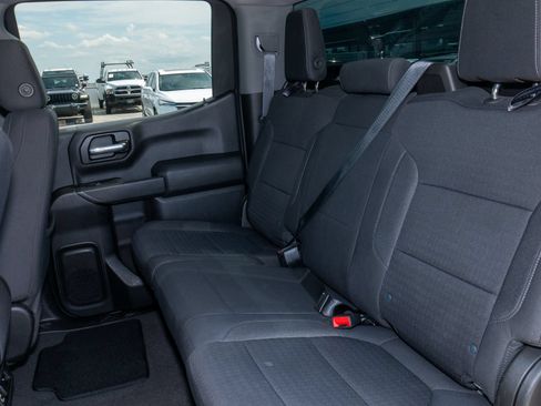 Used 2021 Chevrolet Silverado 1500 LT RWD image 18