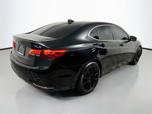 Used 2017 Acura TLX FWD image 4