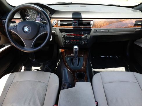 Used 2013 BMW 328i Sedan w/ Premium Pkg RWD image 2