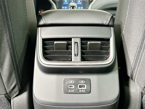 Certified 2025 Subaru Outback Premium w/ Popular Package #1A image 22