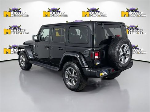 Used 2021 Jeep Wrangler Unlimited Sahara w/ Dual Top Group image 7