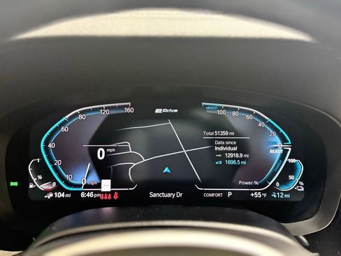 Used 2020 BMW 530e w/ M Sport Package image 19