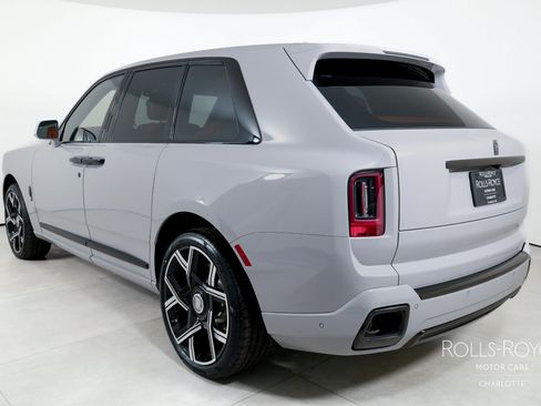 New 2027 Rolls-Royce Cullinan Black Badge AWD/4WD image 8
