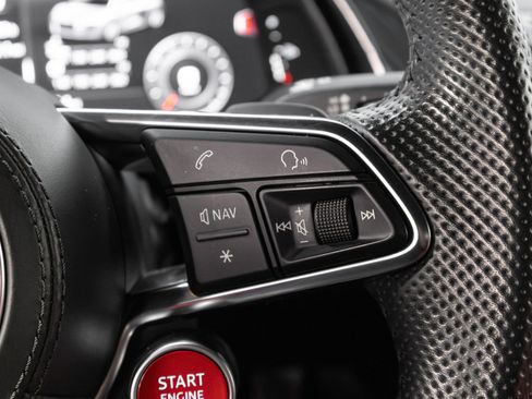 Used 2018 Audi R8 V10 w/ Premium Package image 61