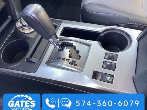 Used 2024 Toyota 4Runner SR5 Premium image 31